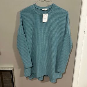 ✨NWT✨Zenana Loose Fit Shirt